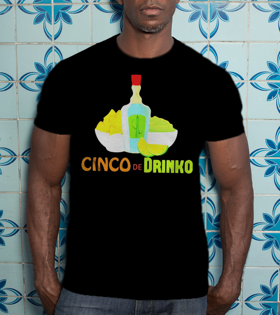 Cinco De Drinko Cinco De Mayo Wine Lemon Cocktail Bottle Lime Chips T-Shirt