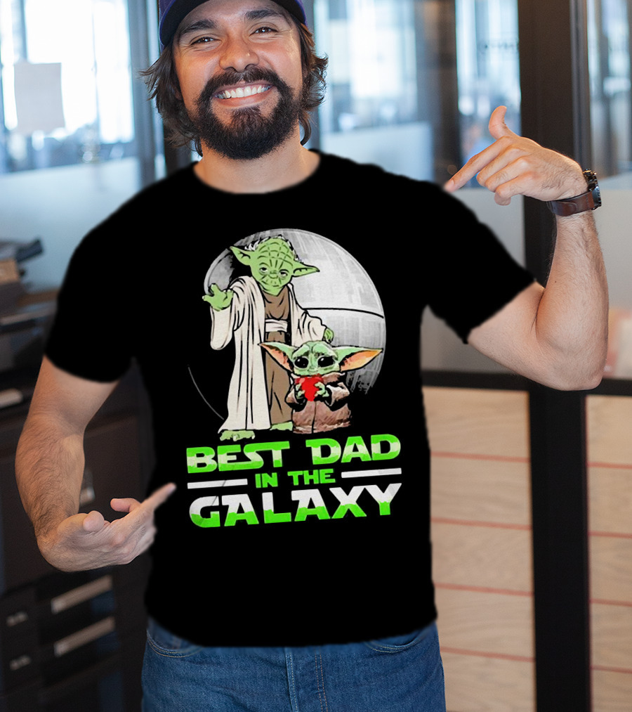 Best Dad In The Galaxy With Yoda And Baby Yoda T-Shirt