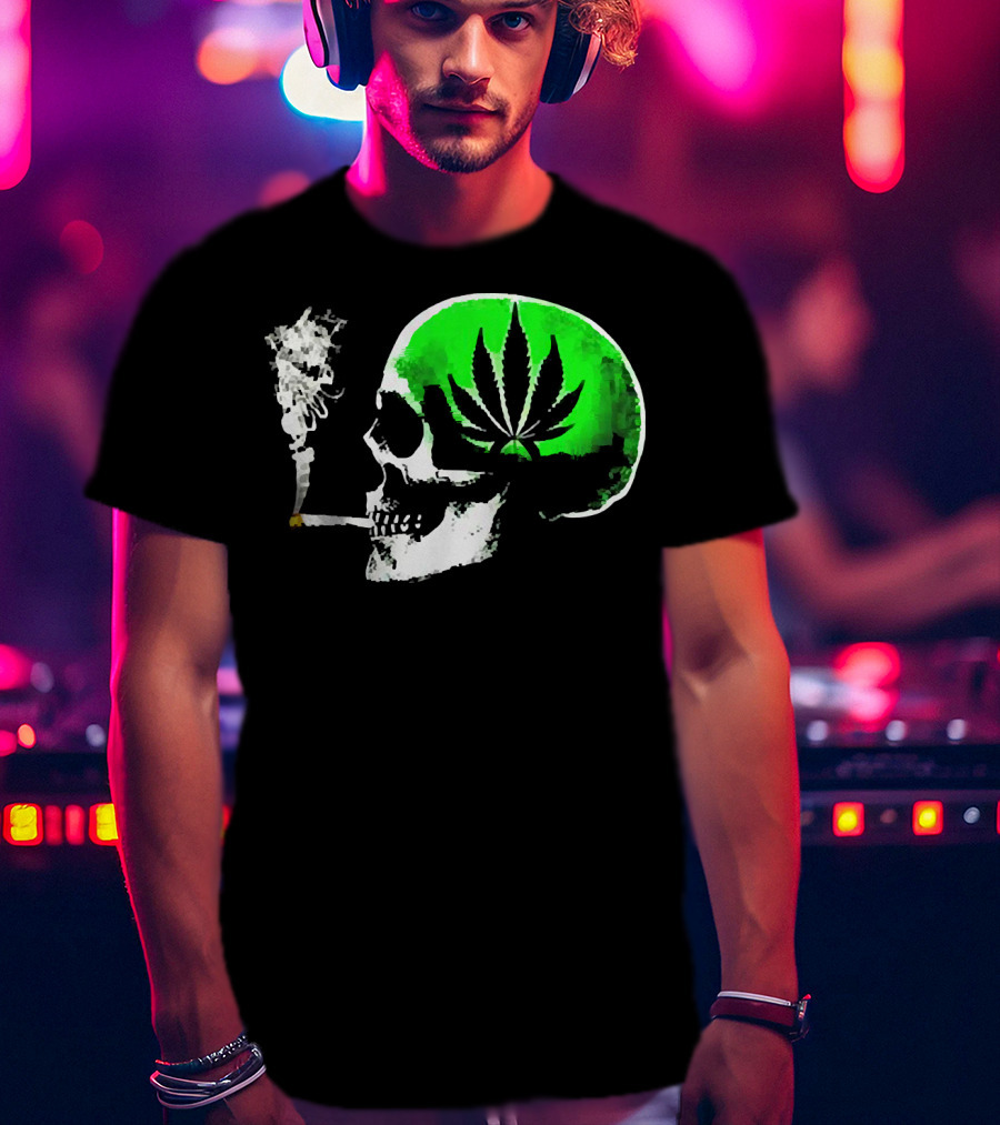 Weed Leaves Skull Smoking Joint Green Marijuana T-Shirt