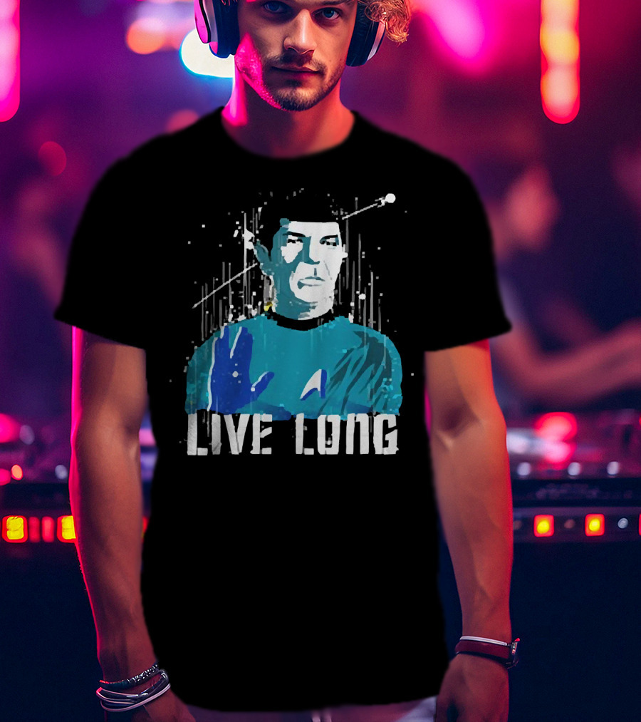Star Trek Spock Live Long Vulcan Salute Iconic T-Shirt
