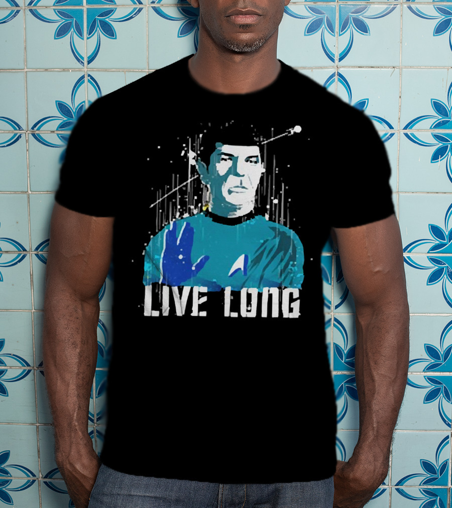 Star Trek Spock Live Long Vulcan Salute Iconic T-Shirt