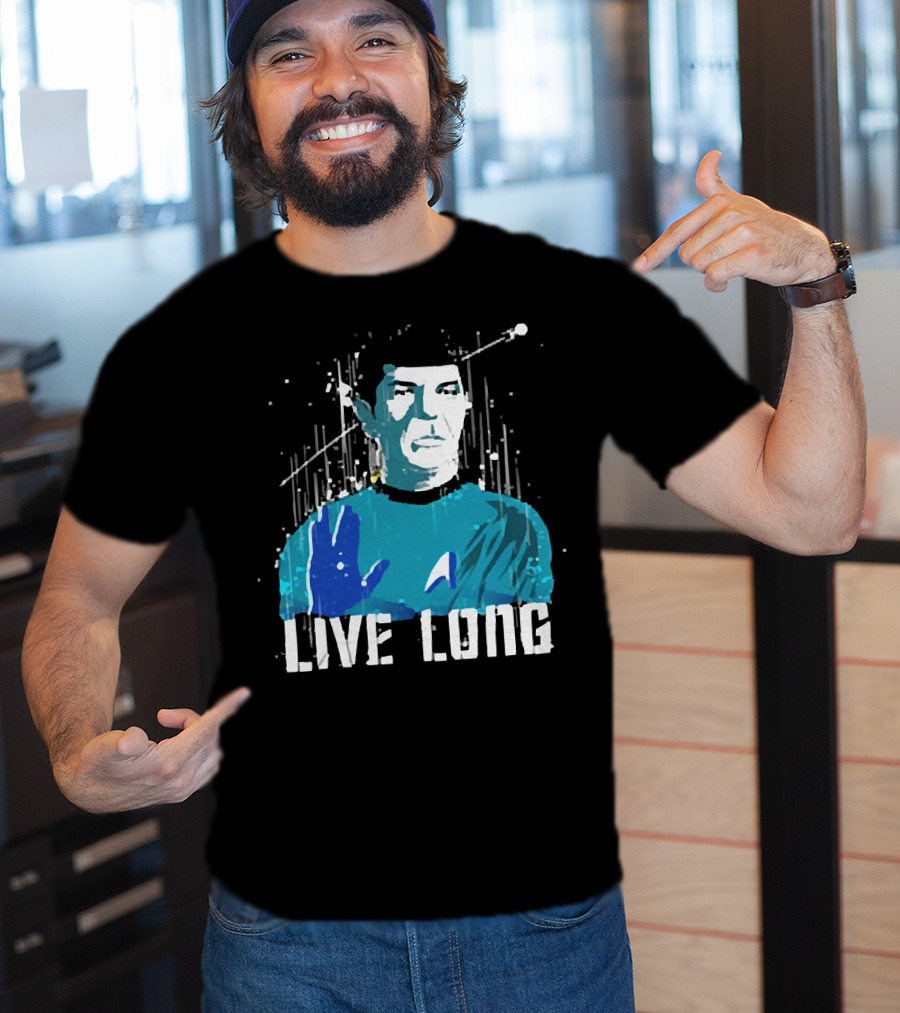 Star Trek Spock Live Long Vulcan Salute Iconic T-Shirt