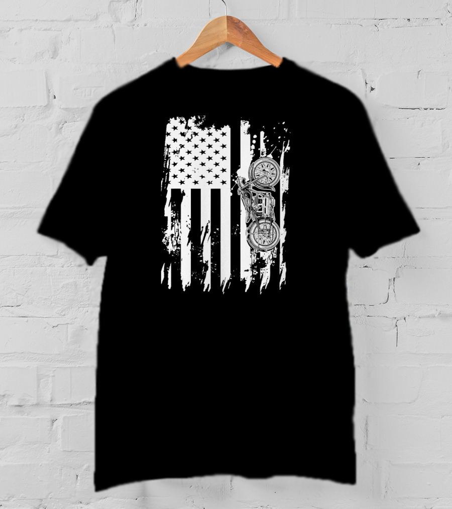 Vintage Retro Motorcycle With Grunge American Flag Background T-Shirt