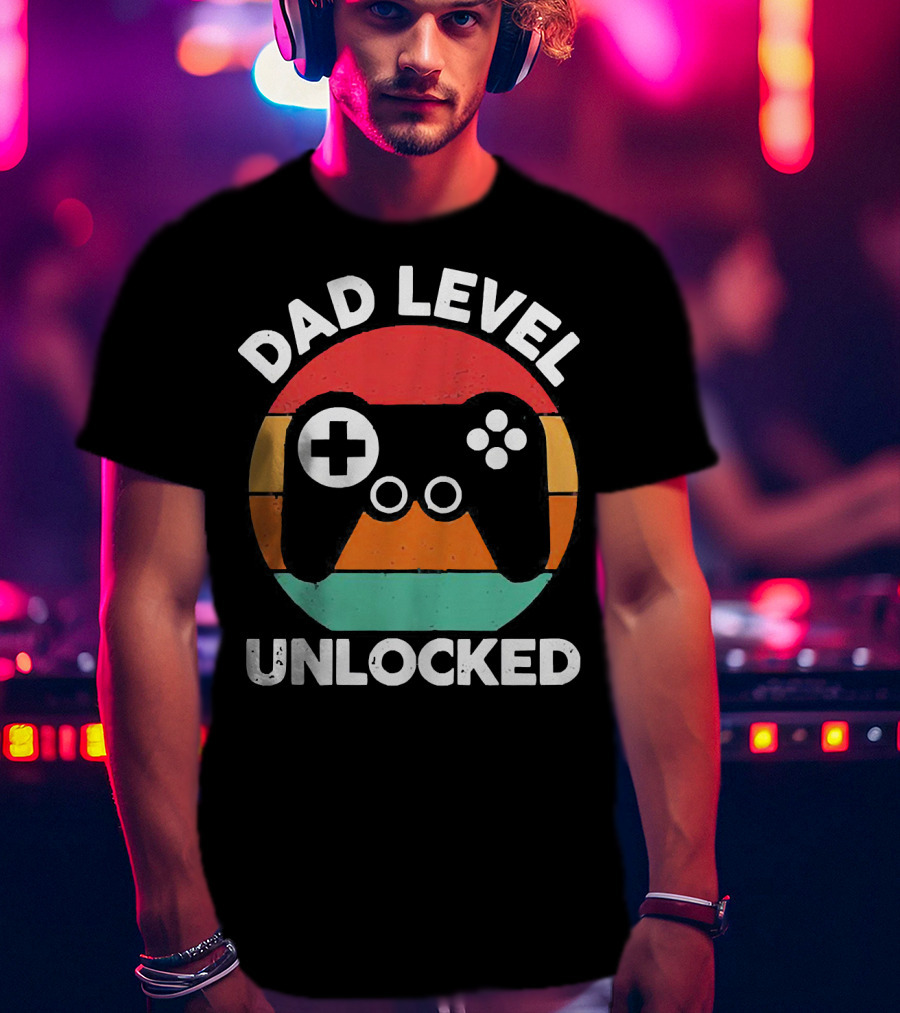 Dad Level Unlocked Vintage Version Gamer Control T-Shirt