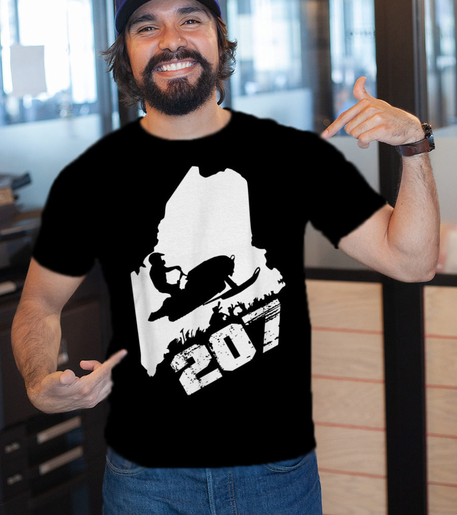 Maine 207 Snowmobile Silhouette In State Outline T-Shirt