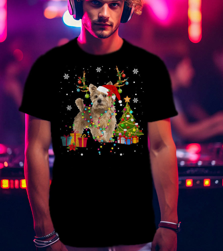 Norwich Terrier Christmas Lights Santa Hat Tree Presents Snowflakes T-Shirt