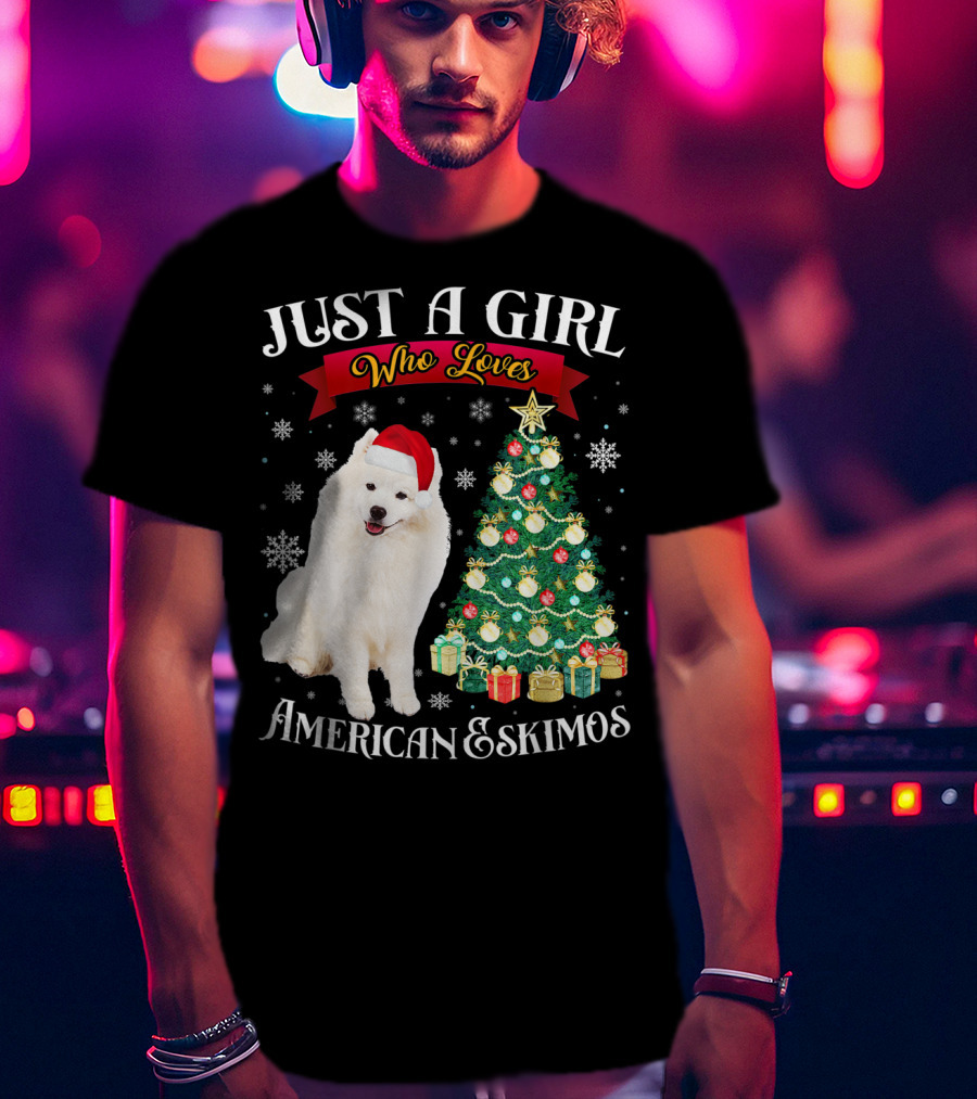 Just A Girl Who Loves American Eskimos Santa Hat Christmas Tree T-Shirt