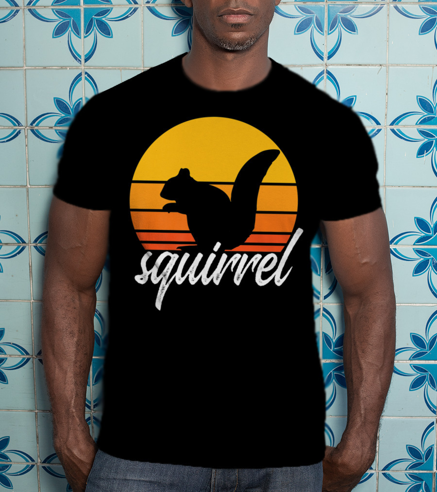Squirrel Retro Sunset Silhouette Animal Lover Vintage T-Shirt