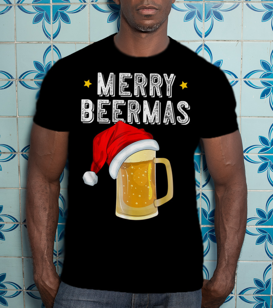 Merry Beermas Christmas Beer Santa Hat Beer Mug T-Shirt