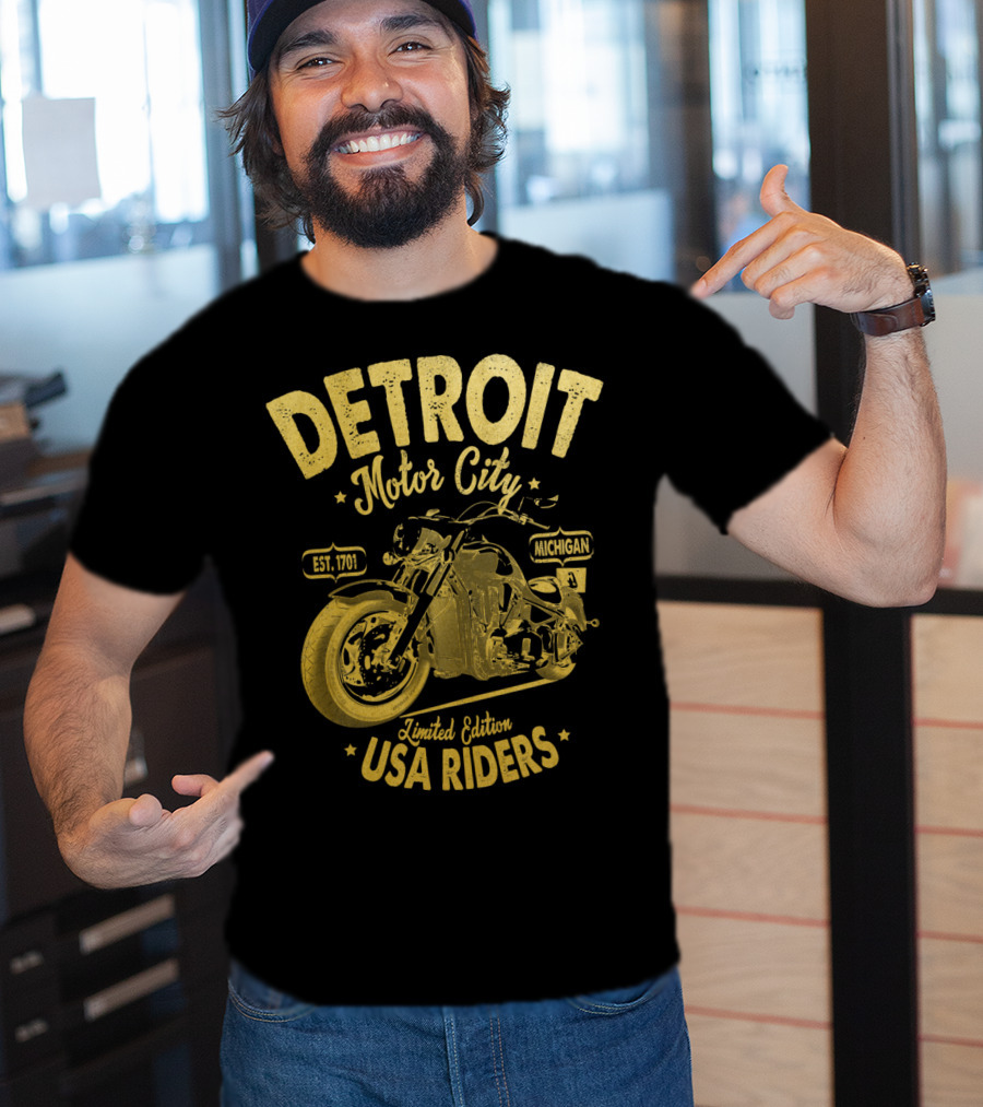 Detroit Motor City Michigan Est. 1701 USA Riders Gold Vintage T-Shirt