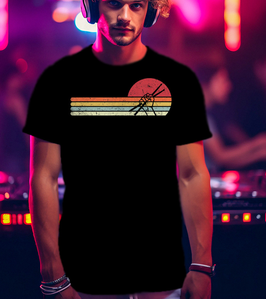 Retro Sunset Drummer Style Drum Player T-Shirt