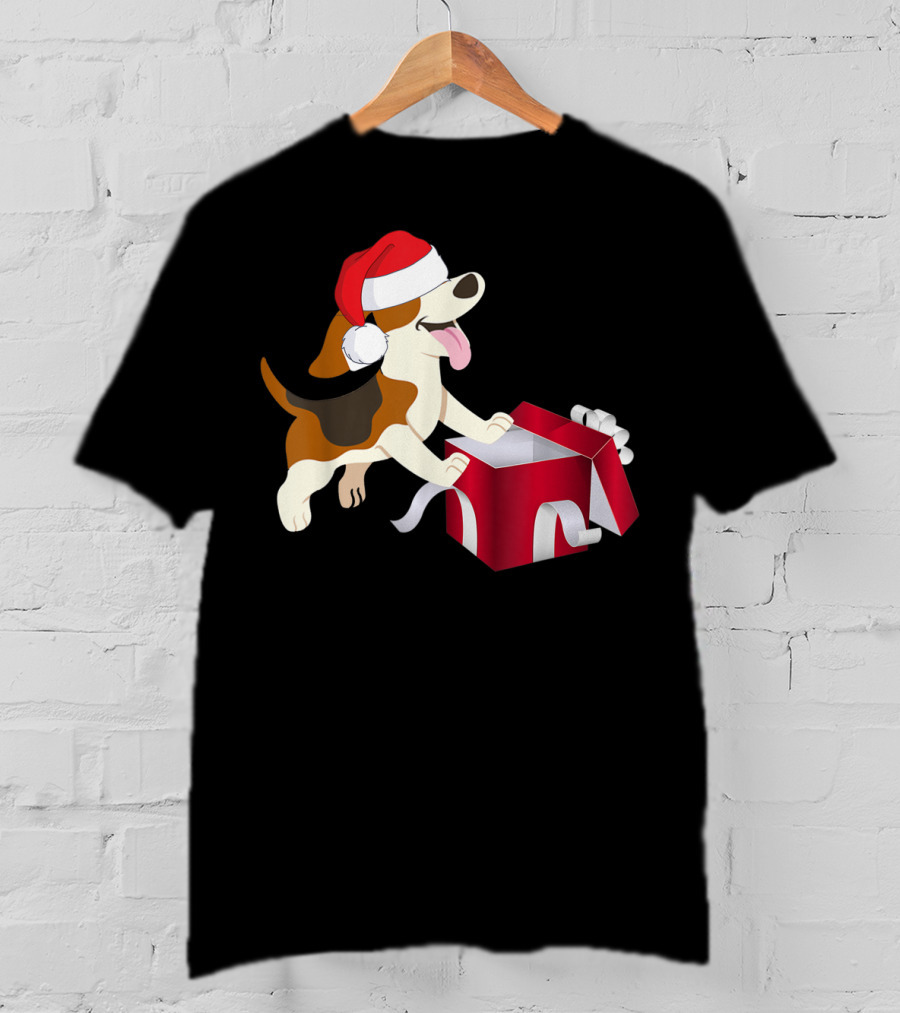Beagle Dog Christmas Funny Santa Hat With Gift Box T-Shirt