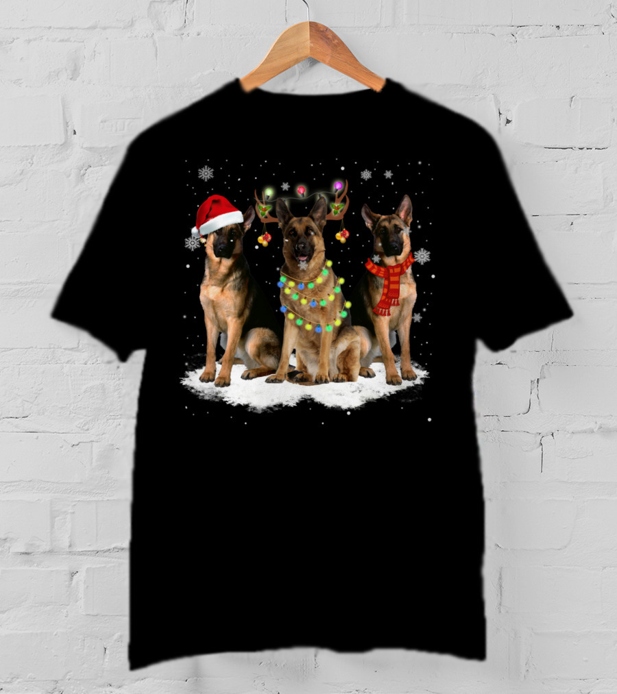 German Shepherds With Santa Hat And Christmas Decorations T-Shirt