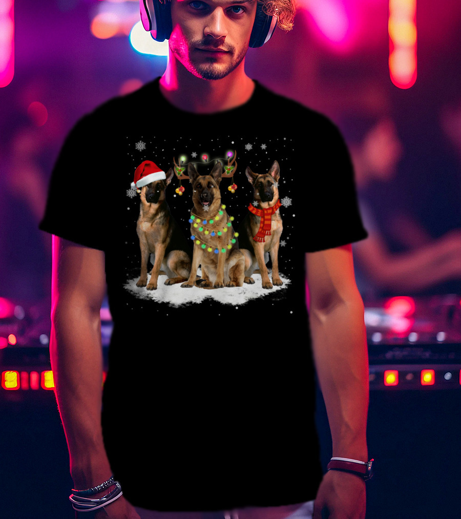 German Shepherds With Santa Hat And Christmas Decorations T-Shirt