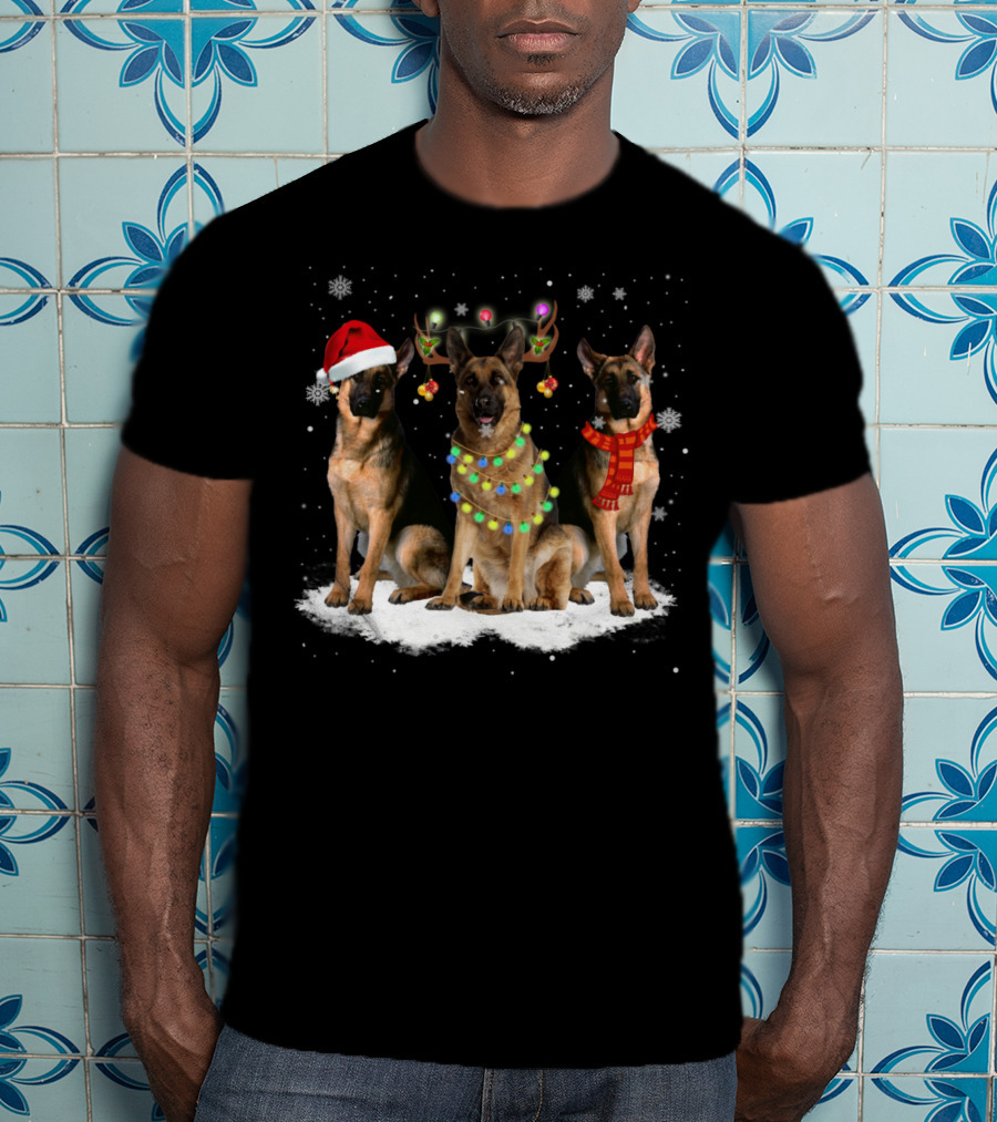 German Shepherds With Santa Hat And Christmas Decorations T-Shirt