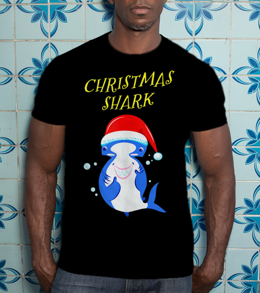 Christmas Shark Hammerhead Santa Hat T-Shirt