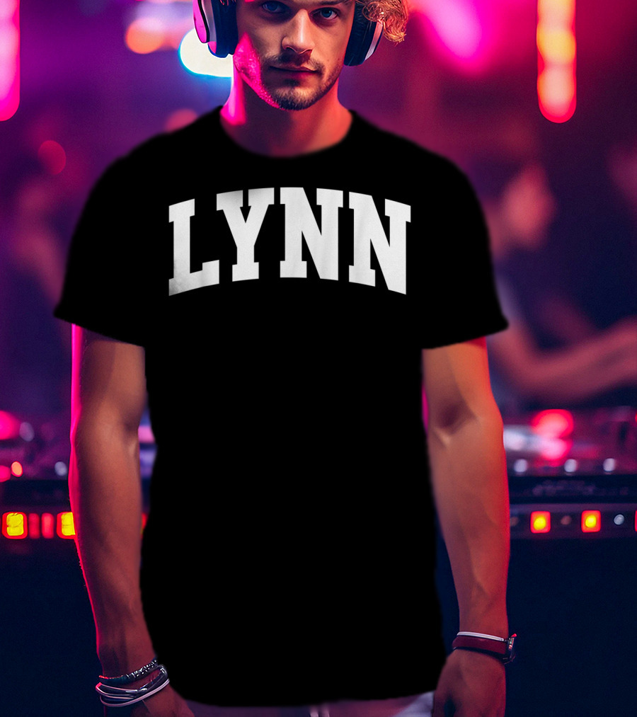 Lynn Vintage Sports Team Arch Retro T-Shirt
