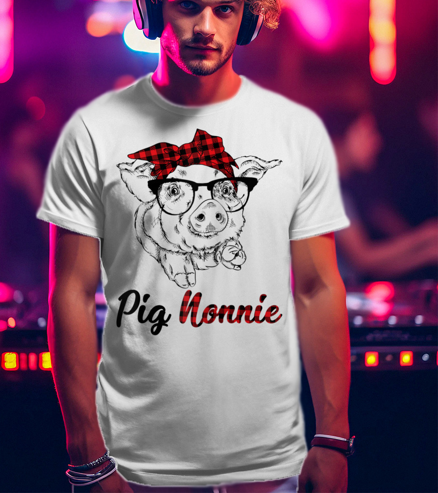 Pig Nonnie Piggy T-Shirt