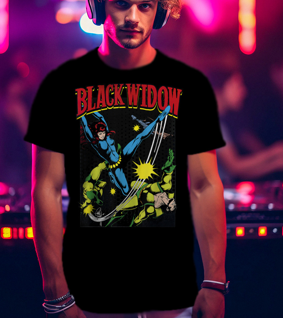 Marvel Black Widow Classic Comic Action Scene T-Shirt