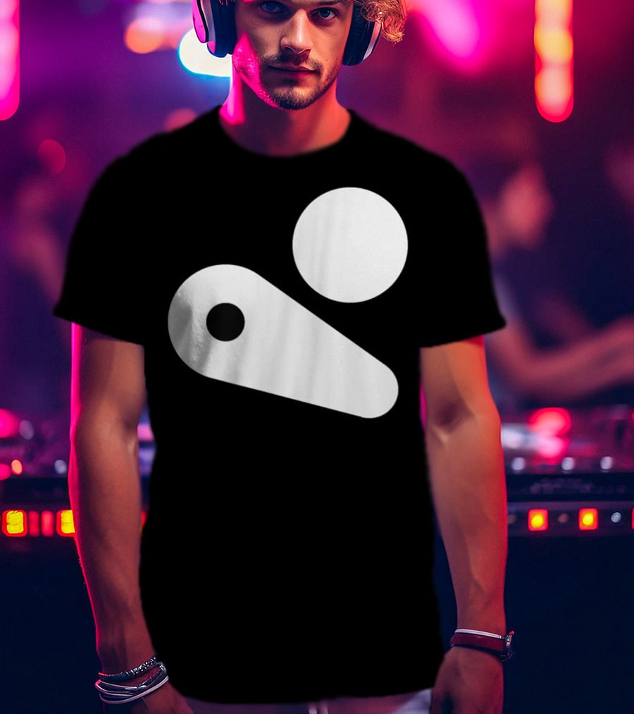 Pinball Flipper Machine Retro 80s Arcade Game Iconic T-Shirt