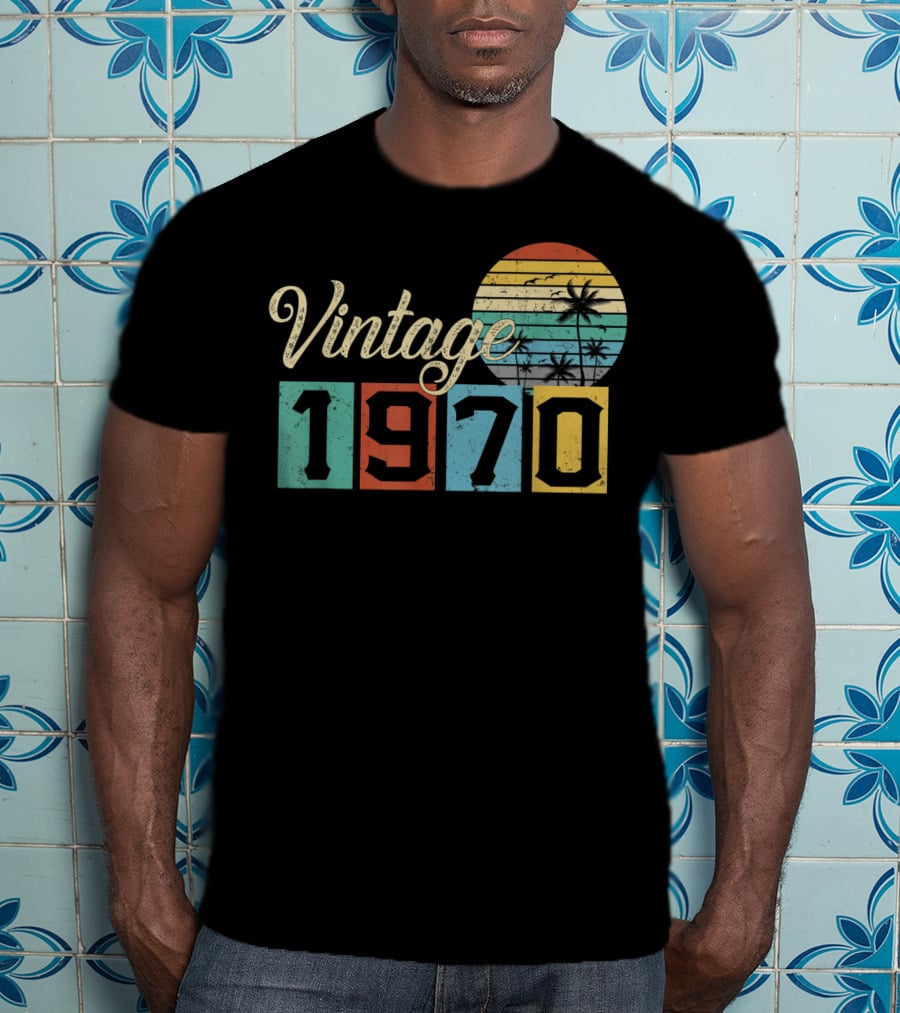 Vintage 1970 Sunset Birthday Classic 19 T-Shirt