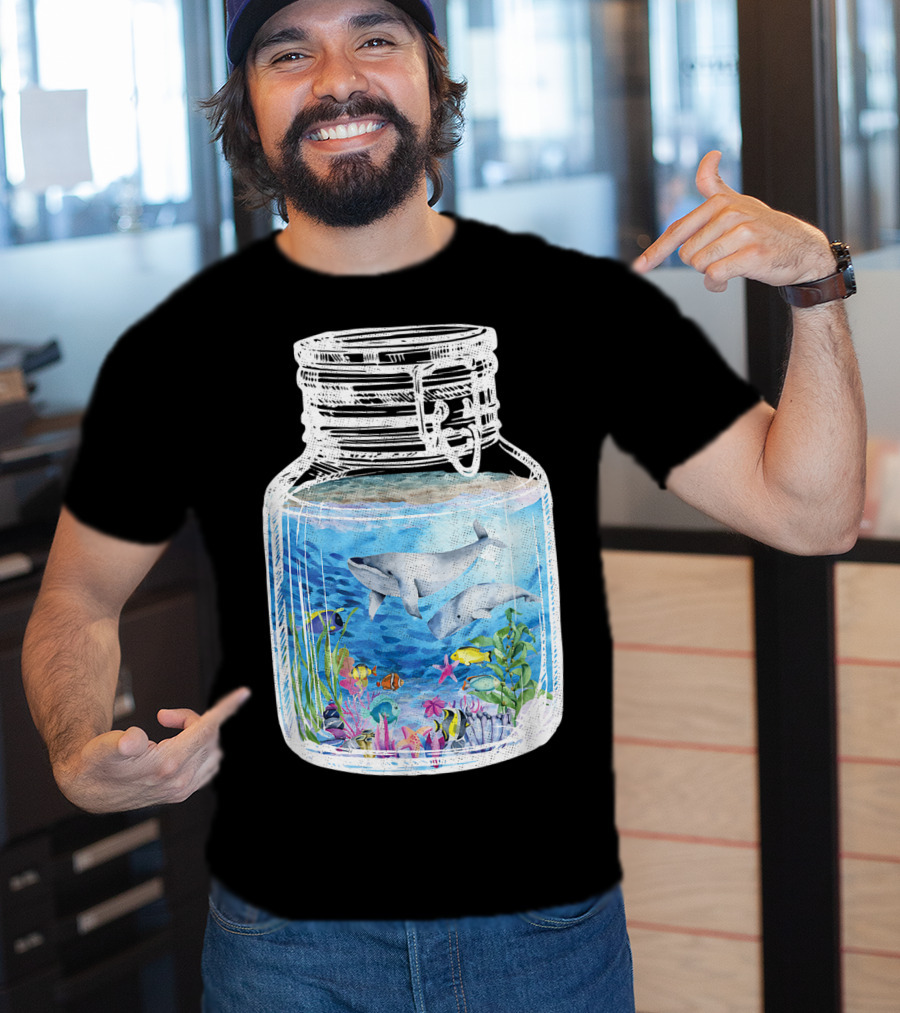 Underwater Terrarium Ocean Fish Whales In Glass Jar T-Shirt