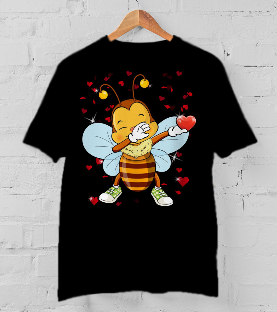 Valentine Girls Cute Dabbing Bee Heart Dabs With Love And Hearts T-Shirt
