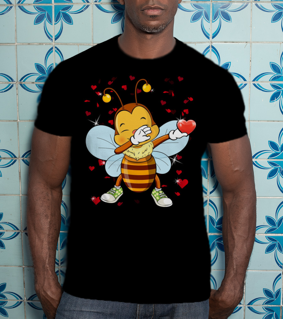 Valentine Girls Cute Dabbing Bee Heart Dabs With Love And Hearts T-Shirt