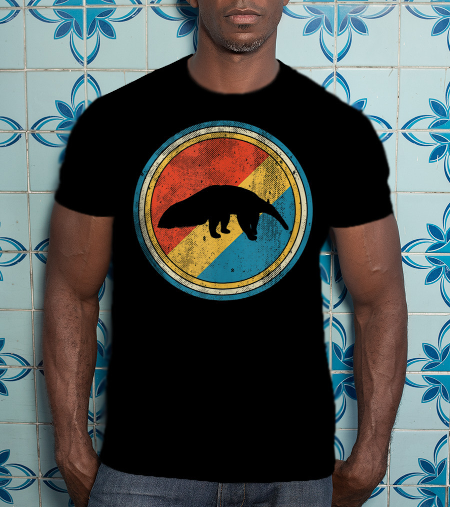 Vintage Retro Circle Giant Anteater Silhouette On Colorful Background T-Shirt