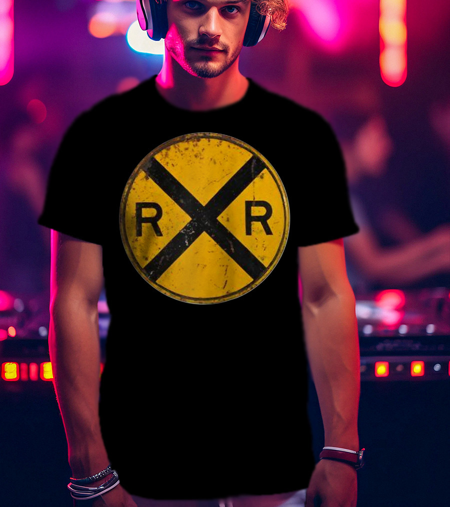Vintage Railroad Crossing Sign RR Engineer Worker T-Shirt