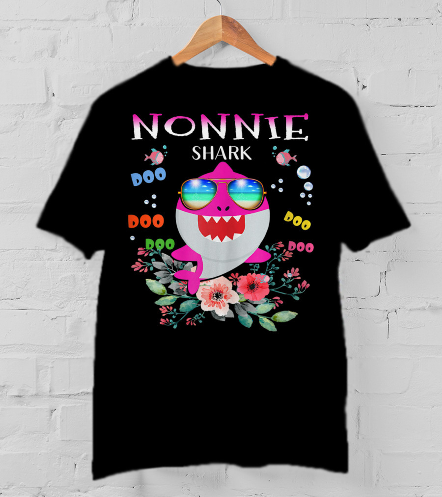 Nonnie Shark Sunglasses Floral Doo Doo Doo Bubbles Fish T-Shirt