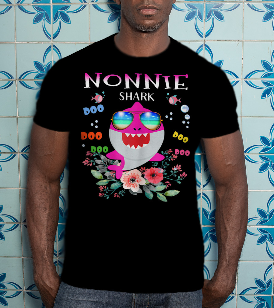 Nonnie Shark Sunglasses Floral Doo Doo Doo Bubbles Fish T-Shirt