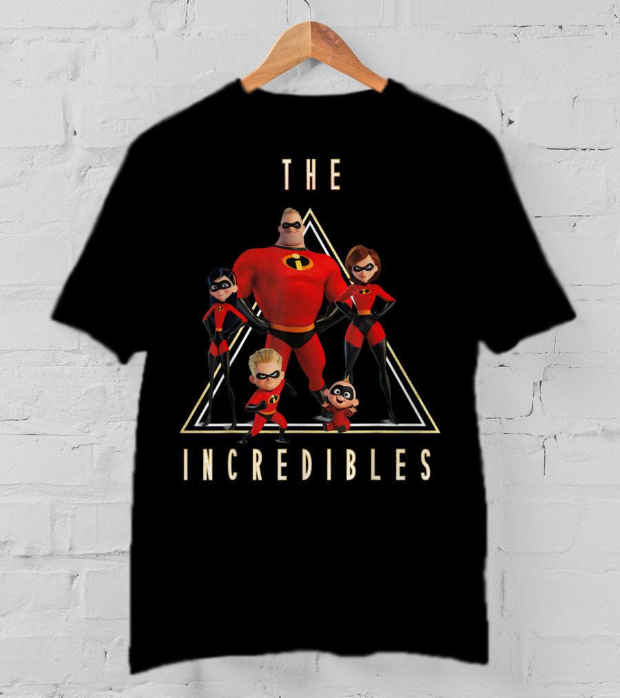 The Incredibles Classic Family Shot With Iconic Superhero Poses T-Shirt