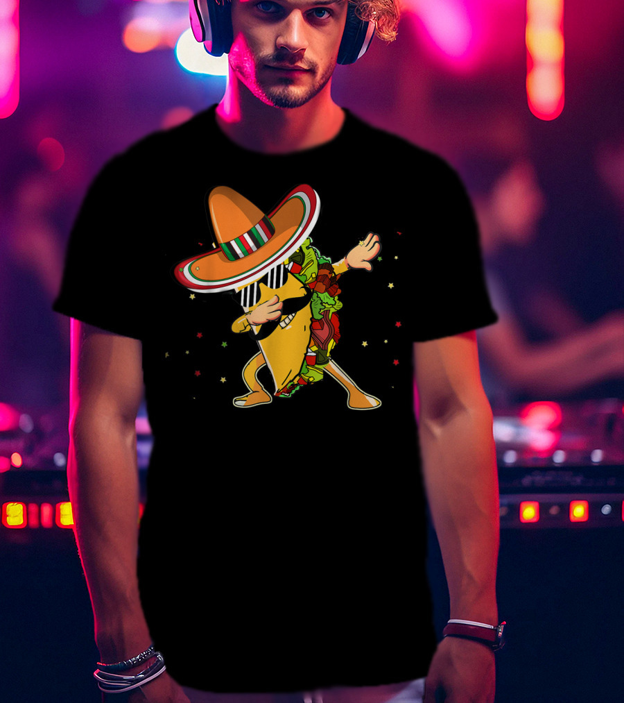 Cinco De Mayo Dabbing Taco With Sombrero Mexico Latino T-Shirt