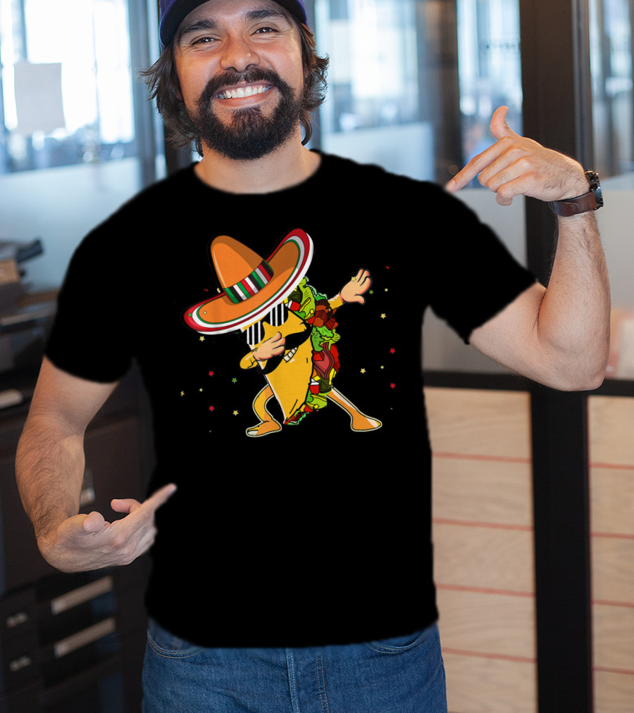 Cinco De Mayo Dabbing Taco With Sombrero Mexico Latino T-Shirt