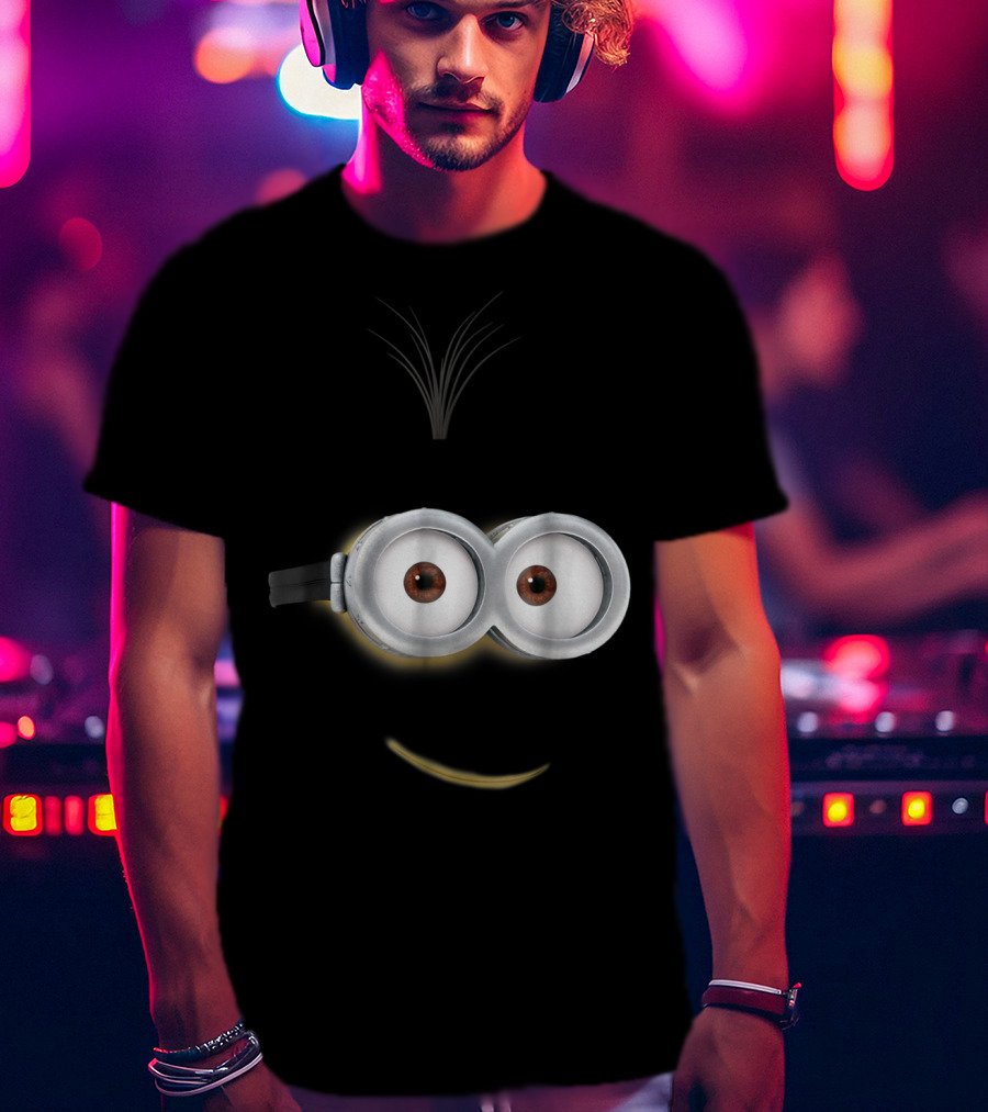Despicable Me Minions Kevin Face Smile Eyes Goggles Hair T-Shirt