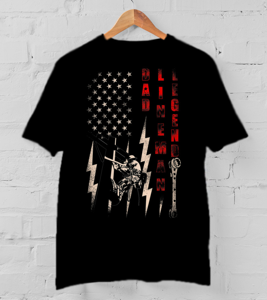 Dad Lineman Legend American Flag Lightning Bolt Wrench T-Shirt