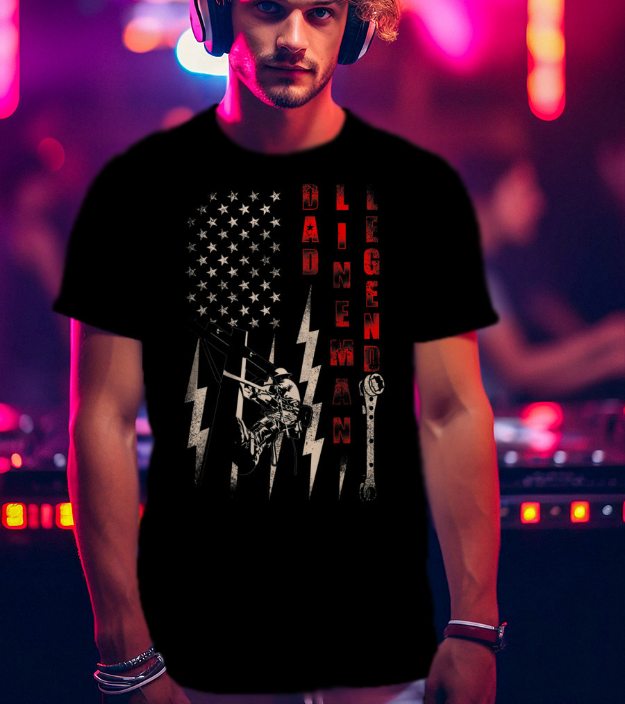 Dad Lineman Legend American Flag Lightning Bolt Wrench T-Shirt