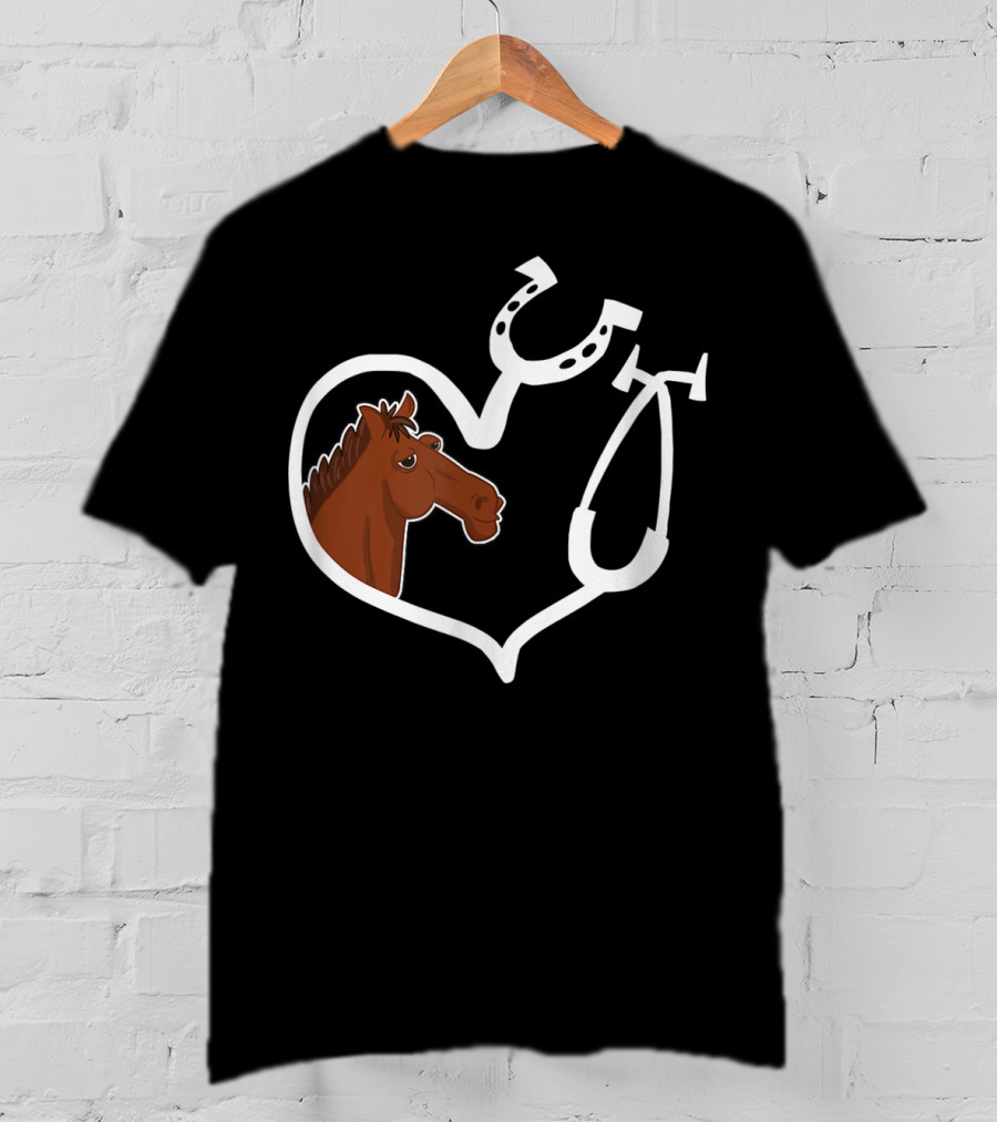 Cute Horse Heart Vet Tech QW T-Shirt