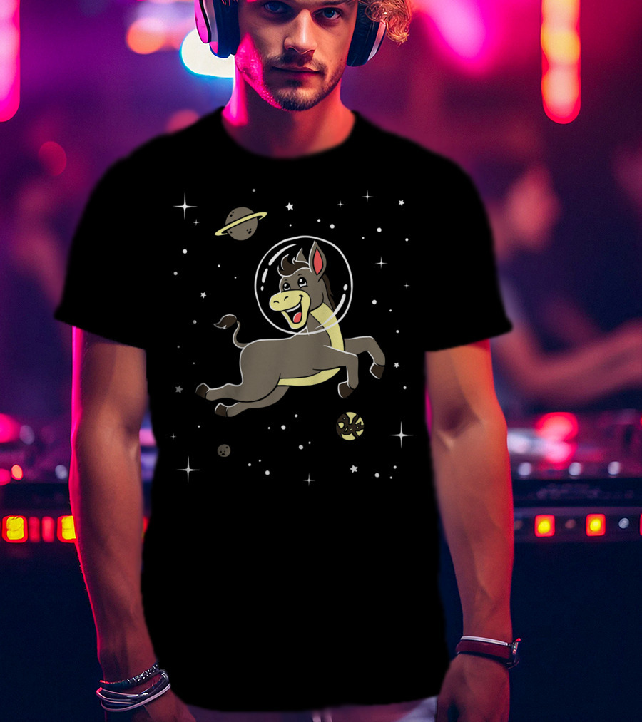 Space Adventure Cute Cartoon Donkey Horse With Astronaut Helmet T-Shirt