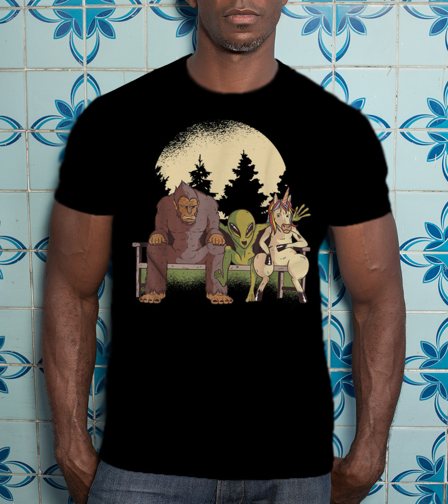Creatures Monkey Alien Horse Forest Bench Scene T-Shirt