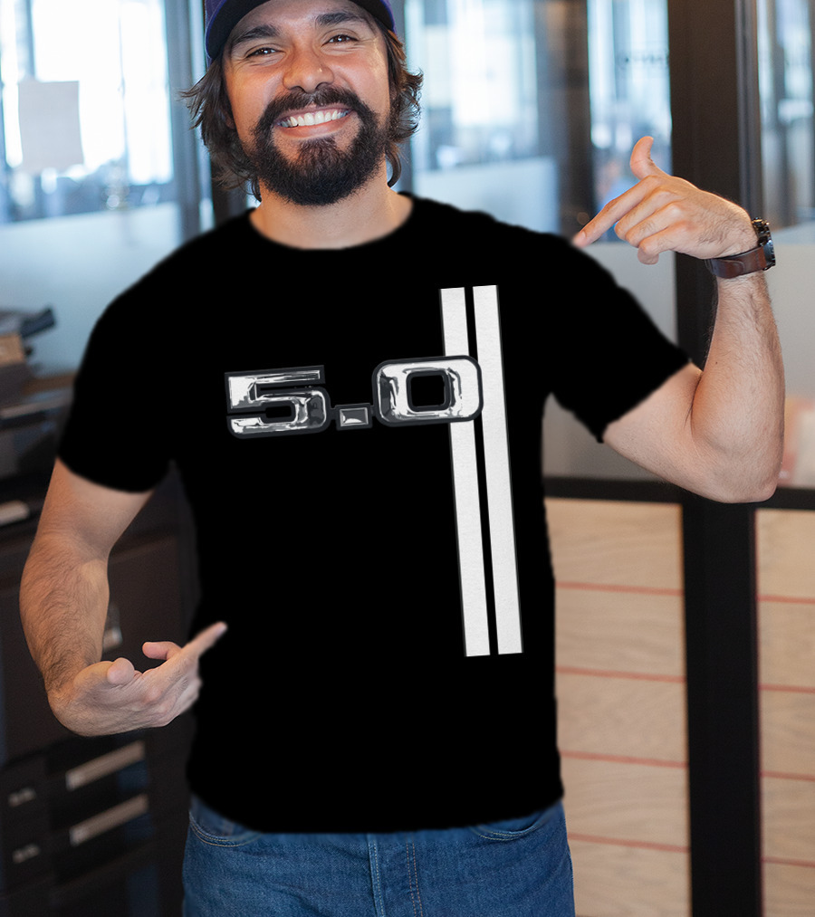 5.0 Racing Stripe Classic Car T-Shirt