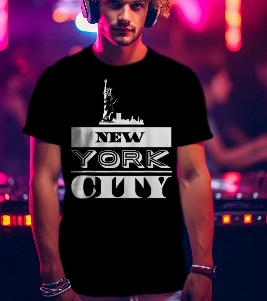 New York City NYC Statue Of Liberty Skyline T-Shirt