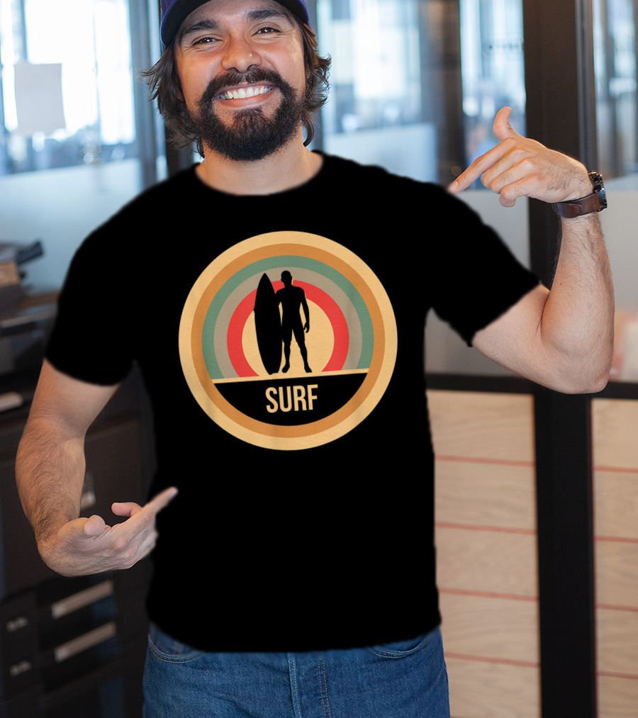 Surf Retro Vintage Surfers Rainbow Circle T-Shirt