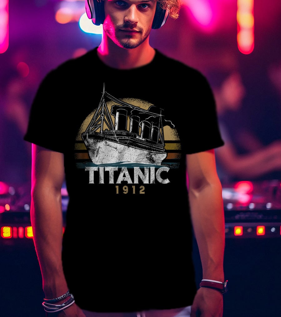 Titanic 1912 Vintage Ocean Liner Retro T-Shirt