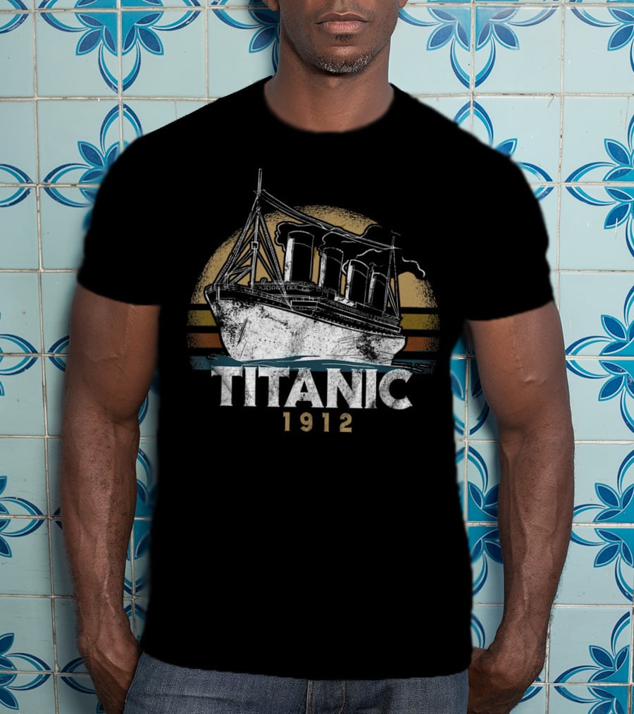 Titanic 1912 Vintage Ocean Liner Retro T-Shirt