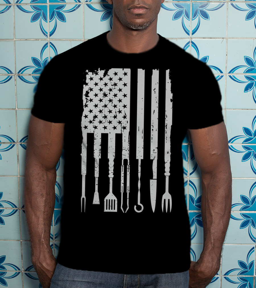 Vintage BBQ Smoker Grilling Barbecue Pitmaster American Flag Tools T-Shirt