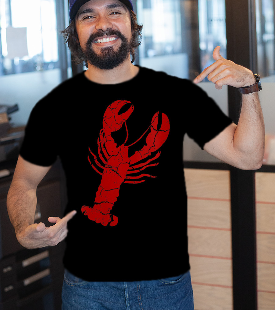 Vintage Lobster Print Red Cracked T-Shirt