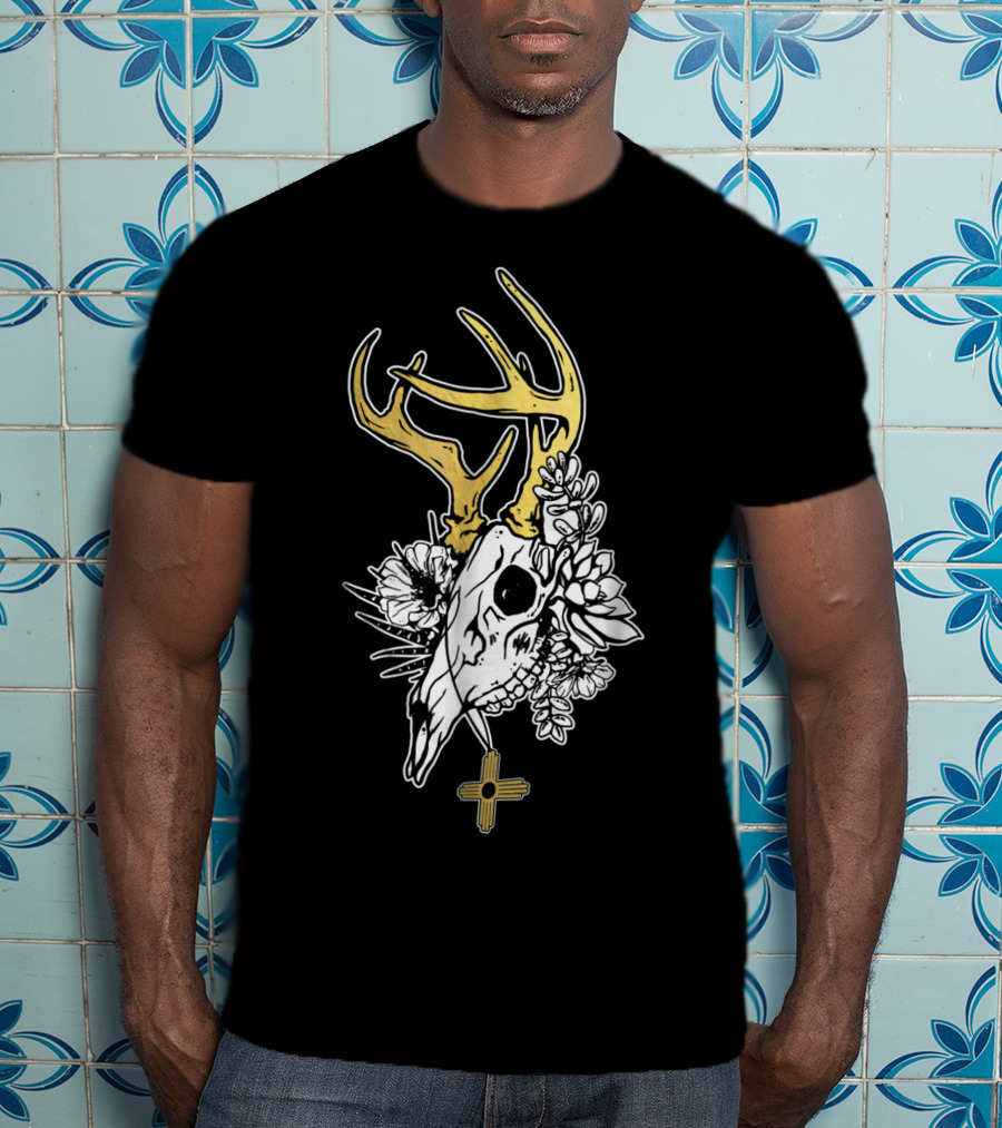 Zia Symbol With Deer Skull And Succulents Southwest Native T-Shirt