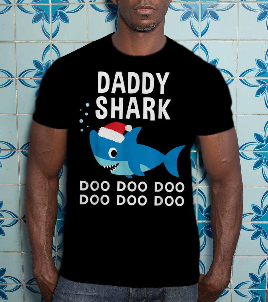 Daddy Shark Doo Doo Doo Doo Christmas T-Shirt